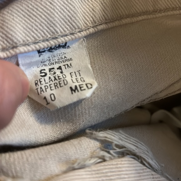 Vintage Levi’s 551 Cutoff Shorts - Picture 4 of 4